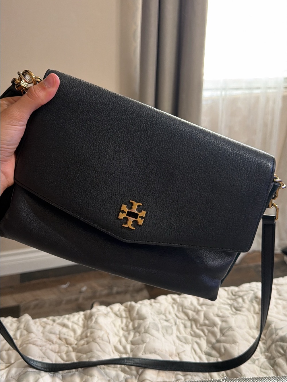 Black Women’s Leather Tote Bag with Cream Interior